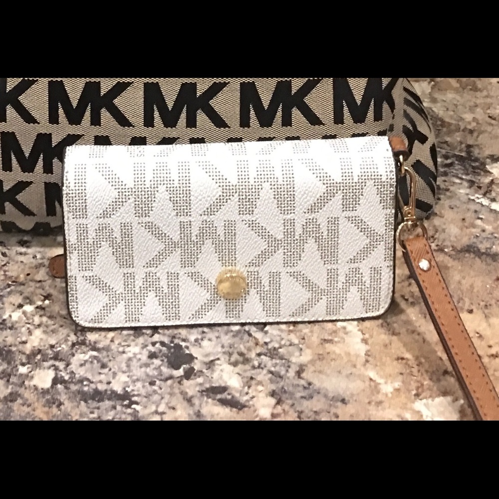 Michael Kors wallet